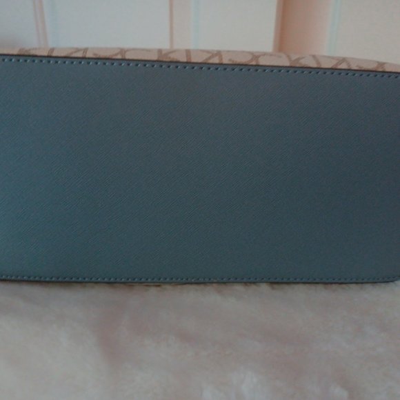 NWOT Small Calvin Klein Satchel - Picture 5 of 8